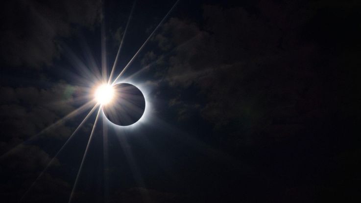 Eclipse de Sol en la Tierra de los Faraones 9 dias